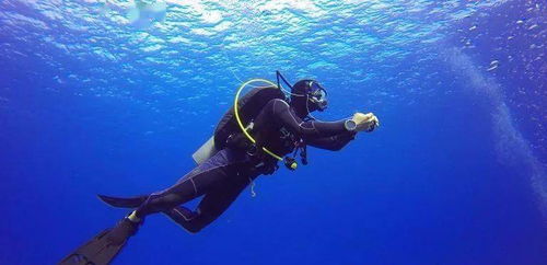 潛水時呼吸方式與設備使用指南